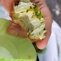 Cestino di frolla con crema al pistacchio e granella at Leccornie in Milan