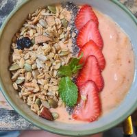 Smoothiebowl at Phin Coffee in Hoi An