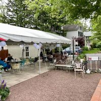 Outdoor seatingg  at Aunt Chubby's in Hopewell