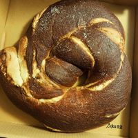 Giant Soft Pretzel at Decades in Lancaster