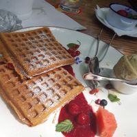 Vegane Waffeln mit Pistazieneis 😋 at Bachwirt in Knittelfeld