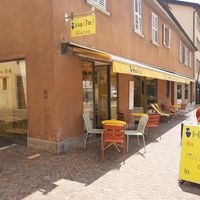 Exterior at Hasta Glaces in Sion