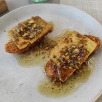 Tostas de tofu at El Girasol in Murcia
