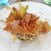 Hojaldre relleno de soja texturizada at El Girasol in Murcia