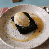 Incredible brownie and vegan ice cream at El Girasol in Murcia