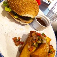 Hamburguesa de Flax & kale at Hors Categorie in Girona