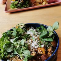 Bowl and burger at RoseHip Bistro - Pylimo in Vilnius
