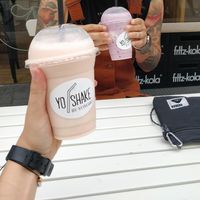 Vegan Shakes 😸 at YOMARO in Krefeld