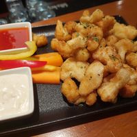 Cauliflower wings at Green Flamingo in Innsbruck