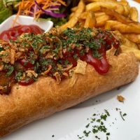 Hot dog at Green Flamingo in Innsbruck