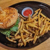 Don't Be A Chicken Burger (9/10) Sauce (11/10) at Green Flamingo in Innsbruck