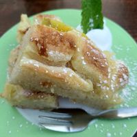 Lemon cake, best cake alive, and I am totally a choco-dessert person at Green Flamingo in Innsbruck