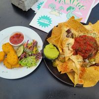 Nachos, nuggets at Green Flamingo in Innsbruck