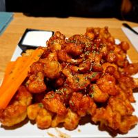 cauliflower wings at Green Flamingo in Innsbruck