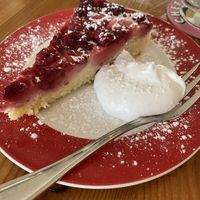 Raspberry & hazelnut  at Green Flamingo in Innsbruck