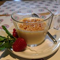 crème brûlée at Green Flamingo in Innsbruck
