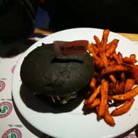 Black burger at Green Flamingo in Innsbruck