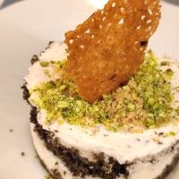 Carrot cake de cerveza negra, para llorar. at VEGA - Alamo in Madrid