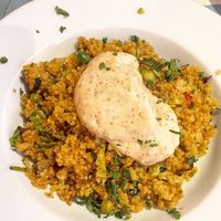 Salteado thai de quinoa con verduras, vegan mayo, chile y lima  at VEGA - Alamo in Madrid