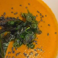 🍅 Crema de tomate, pimientos y sésamo tostado  at VEGA - Alamo in Madrid