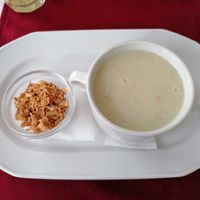Fokilé - Garlic soup with fried onion at Walzer Etterem es Panzio in Velence