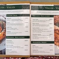 Menu  at Walzer Etterem es Panzio in Velence
