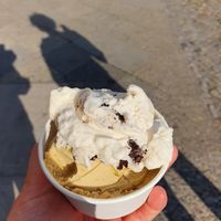 Pistazie und Vanille-Cookies at Faldon Eismanufaktur in Berlin