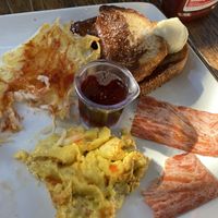 Brunch plate #Veganuary at SunCafe in Studio City