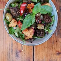 Small salad with homemade croutons at Tapasbar Plan B in Breda