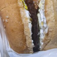 Xis pequeno com burger de soja, tofu, maionese vegana e mostarda at Govinda Lanches in Porto Alegre