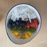 Tapioca bowl with a lot of fresh fruit  at Camélia in Porto