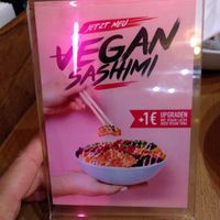 new on the menue: vegan salmon and vegan tuna (10/2020) at Maui Poke Guys - Lange Reihe in Hamburg