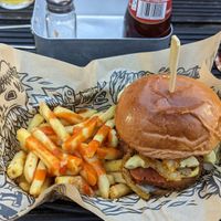 Sleeps vegan burger (hot sauce optional) at Triple Point Brewery & Bar in Sheffield