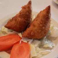 veggie samosa at Gateway To India in Springfield