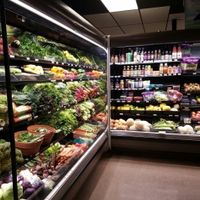 produce at Mountain Mama Natural Foods in Colorado Springs