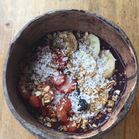 Açaï bowl at Container Cafe in Lima