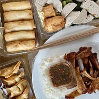 🍜🍚🥟🌶️  at V. Napaphud Vegetarian Food in Chiang Mai