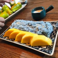 Mango sticky rice at Ngon Vegan Restaurant in Tam Coc