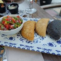 Retelas at Alebrije in Valencia