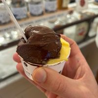 Cioccolato e mandarino  at Gelateria Cremilla in Rome