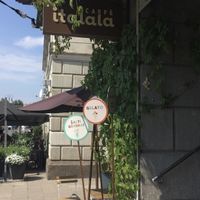 Sign at Italala Caffe in Vilnius