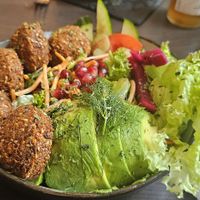 Avocado salat at keevee in Heidelberg