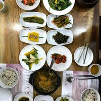 Rice and dishes are refillable. There were more dishes than on the picture. at Gamloheon 감로헌 in Jeonju