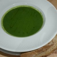 Asperagus and spinach soup at Luna's Vegan Corner in Cardiff