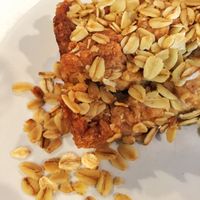 Crumble de manzana  at Gosto Superior in Braga