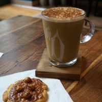Cookie & Pumpkin Latte at Sunday's Coffee in Paris