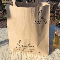   at Lendav Taldrik in Tallinn