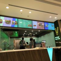 Vedang im Alexa at Vedang - green burger | Alexa in Berlin