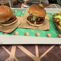 The making of a messy meal! Pretty tasty nonetheless, but nothing to write home about.  at Vedang - green burger | Alexa in Berlin