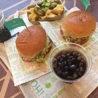 Burger and fries at Vedang - green burger | Alexa in Berlin